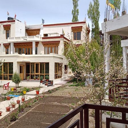 Niri-La Guest House Λεχ Εξωτερικό φωτογραφία